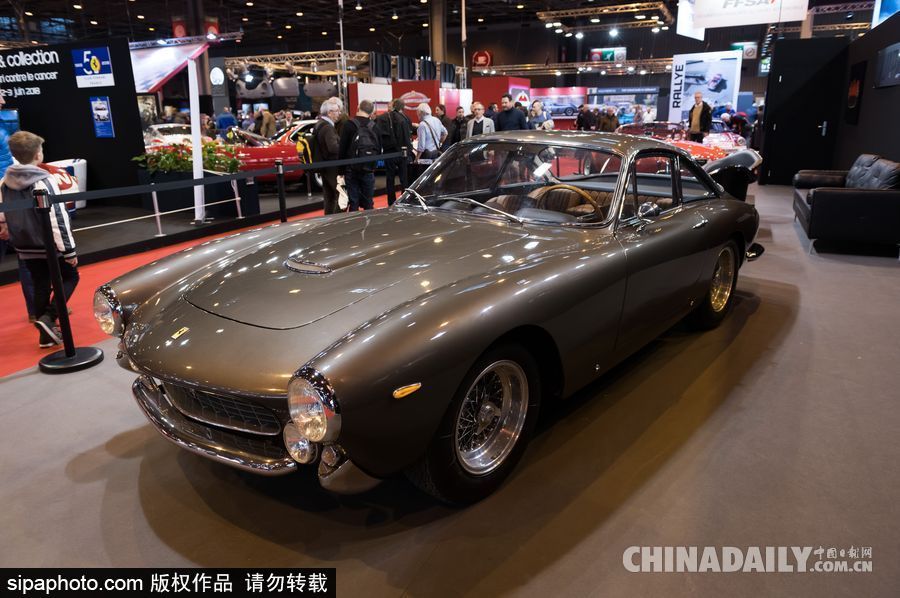 2018巴黎老爺車展開幕 經典老車演繹傳奇