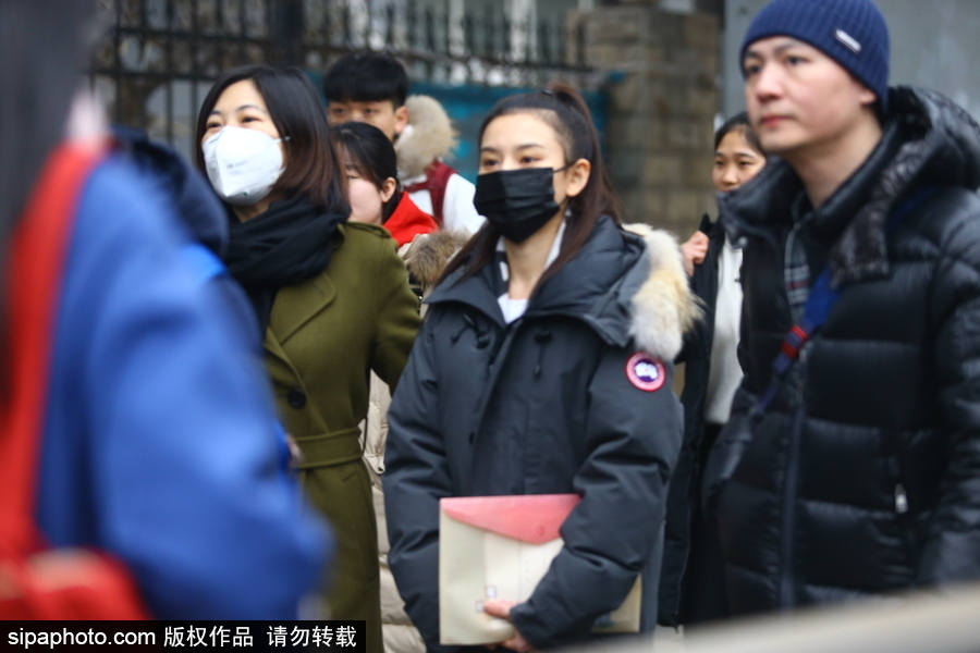 宋祖兒現身北京電影學院藝考 素顏馬尾辮清爽靚麗