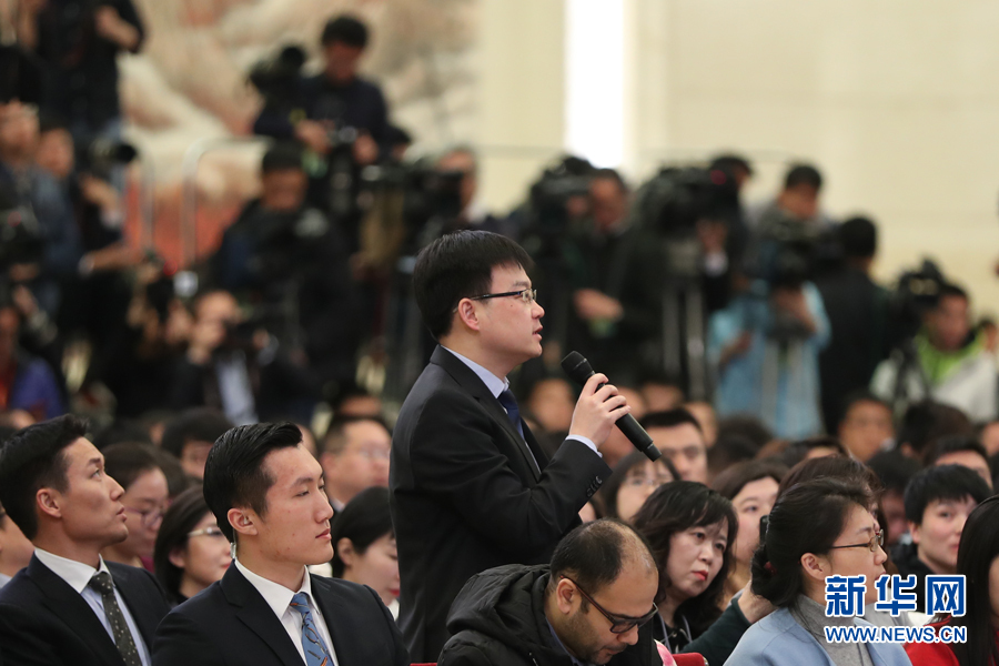 李克強：趨利避害 對“互聯(lián)網(wǎng) ”采取包容審慎監(jiān)管方式