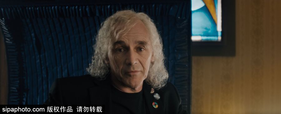 電影《頭號(hào)玩家》劇照海報(bào) 斯皮爾伯格8年來(lái)票房首過(guò)3億