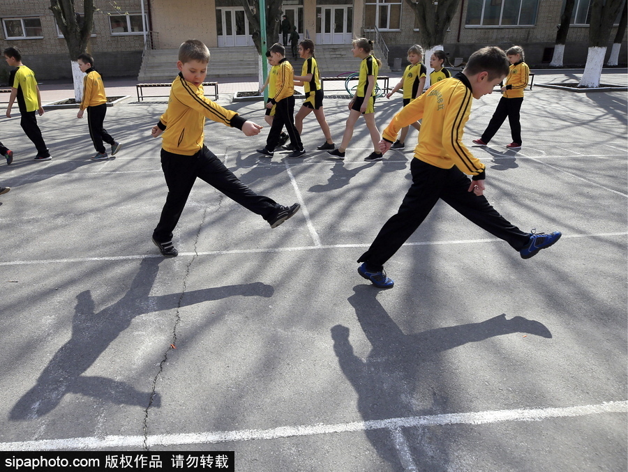 揭秘戰斗民族未來“警察”生活 走進尼古拉斯二世少年警官學校