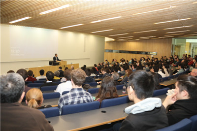 劉曉明：開(kāi)放包容，永爭(zhēng)一流，共創(chuàng)更加美好的世界