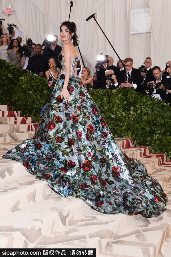 時尚界奧斯卡Met Gala來襲 眾女星紅毯爭艷美出新高度