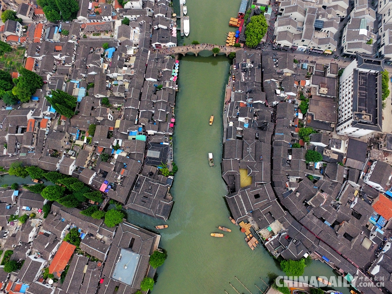 “百名攝影師聚焦上海”活動(dòng)在上海舉行