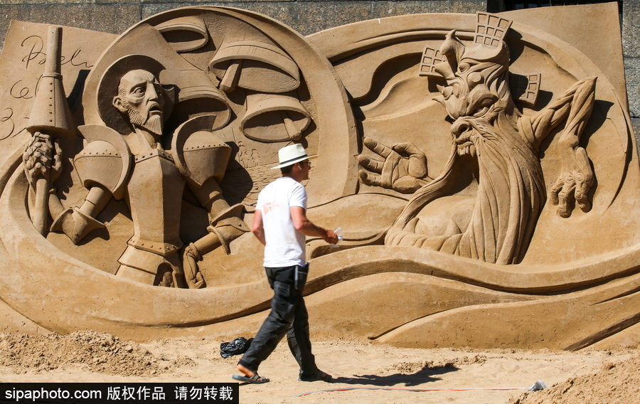 俄羅斯圣彼得堡沙雕節開幕 “兵馬俑”造型亮相吸睛