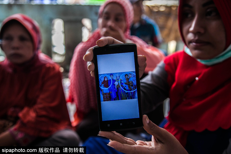 印尼一超載客船沉沒 超百人下落不明