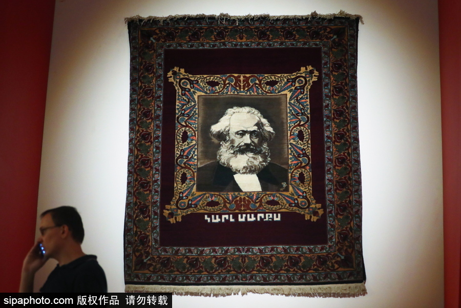俄羅斯博物館紀念馬克思誕辰200周年 舉行“永遠的卡爾·馬克思”展覽藝術(shù)作品展覽
