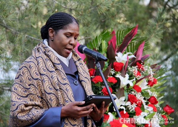 南非前總統曼德拉的雕像揭幕儀式在北京舉行