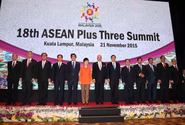 李克強歷次出席東亞峰會向世界傳遞出什么信號？