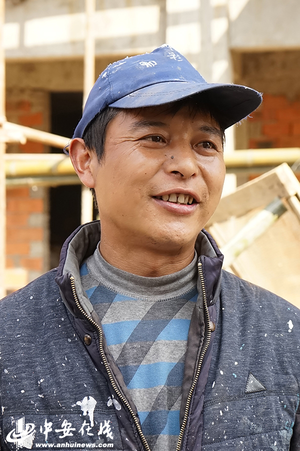 笑一笑 拍個照 俺們不再是貧困戶！——金寨縣迎河村的22張燦爛笑臉