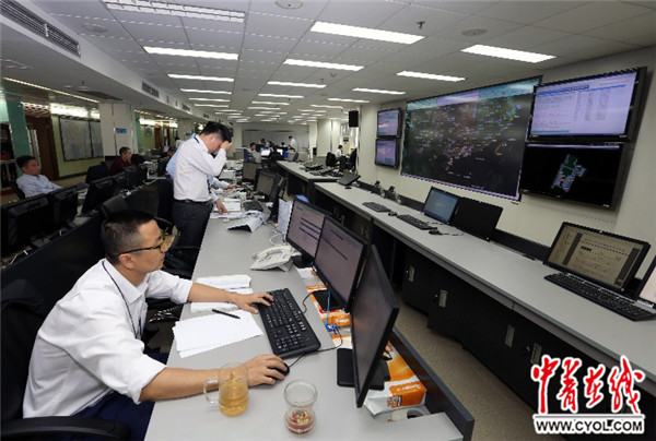 【十九大精神進央企】機務工程師劉宇輝：做一名飛機的遠程“聽診人”