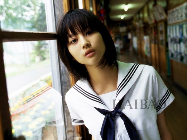 OMG！“辣媽”堀北真希退出娛樂圈，登上日媒頭條，曾經(jīng)的Top級女演員竟決心做家庭主婦？