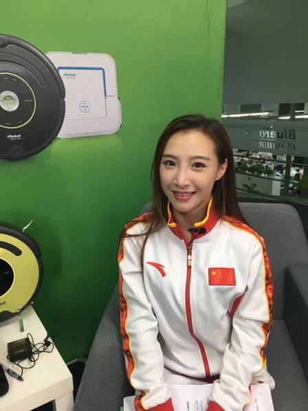 最美蹦床冠軍拜名師 也跨界進娛樂圈？